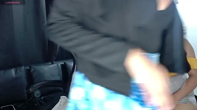 Snapshot of Karen_sex92 chatting on February 2025 12:38:02 PM Karen sex92 online show from February 2025 12:38:02 PM