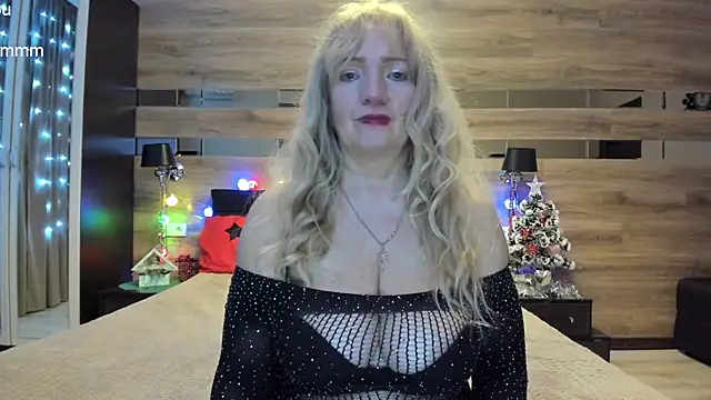 TrueFoxyyy online show from January 2025 08:53:01 PM