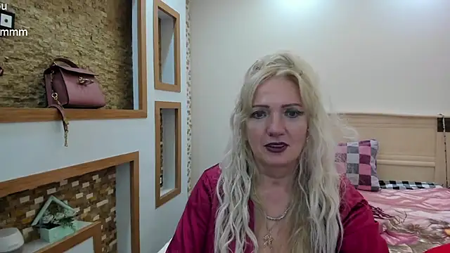 TrueFoxyyy online show from March 2025 02:54:02 PM