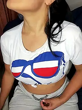 zhayra rose online show from March 2025 05:24:02 AM