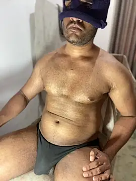 Snapshot of Lahirumadu2 chatting on March 2026 02:15:01 AM Lahirumadu2 online show from March 2026 02:15:01 AM