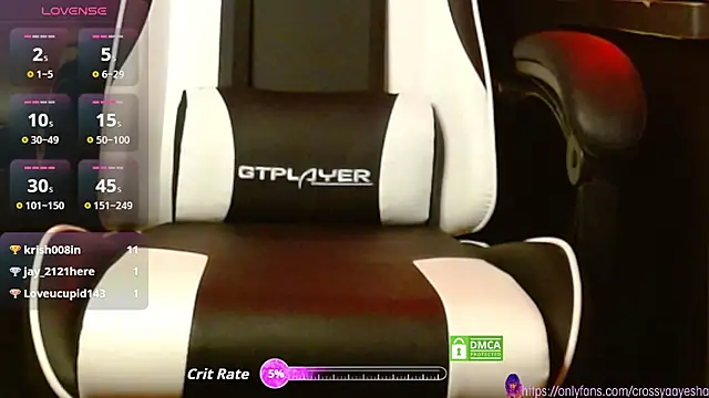 Snapshot of CrossyAayesha chatting on November 2025 11:11:01 AM CrossyAayesha online show from November 2025 11:11:01 AM