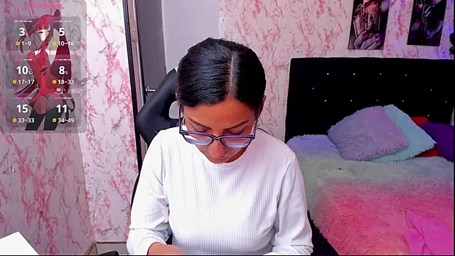 Snapshot of alma_blue chatting on February 2025 02:45:01 PM alma blue online show from February 2025 02:45:01 PM