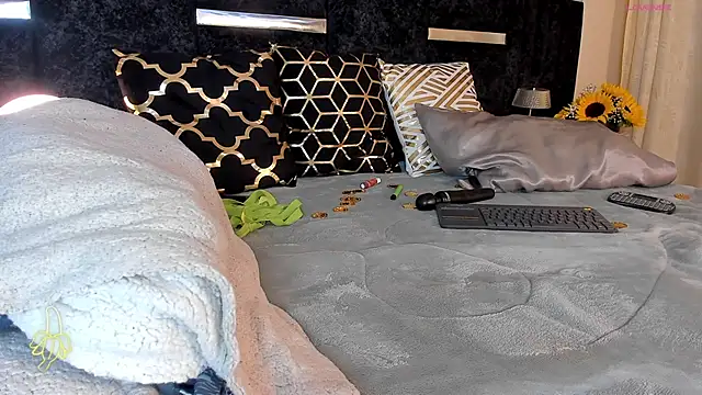 ItsMeEros online show from March 2025 12:38:02 AM