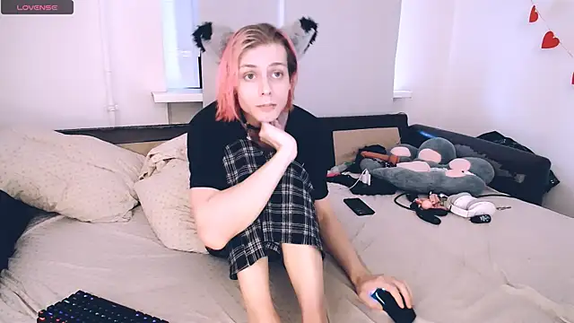 Snapshot of Littlepinkcat chatting on April 2026 01:58:02 AM Littlepinkcat online show from April 2026 01:58:02 AM