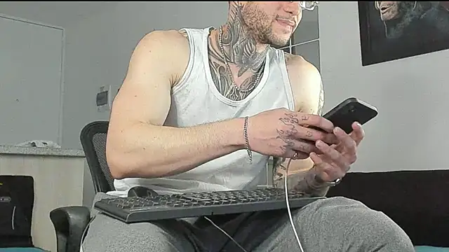  jamesleandros1 online show from January 2025 10:51:02 PM