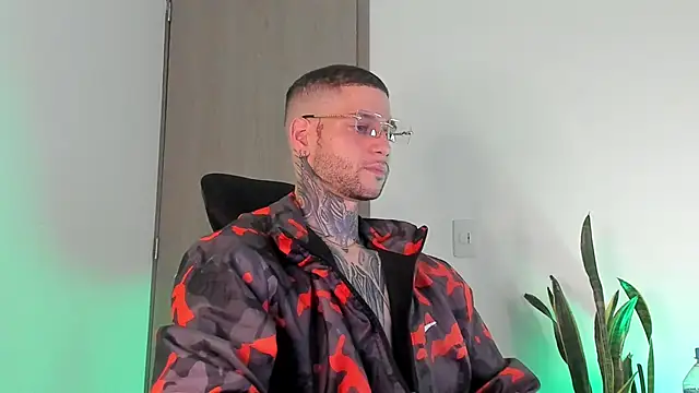  jamesleandros1 online show from March 2026 01:01:01 AM