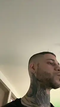 Snapshot of _jamesleandros1 chatting on March 2026 04:07:01 PM jamesleandros1 online show from March 2026 04:07:01 PM