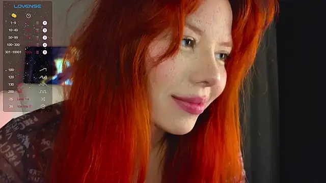 Snapshot of Juliette_Sunshine chatting on December 2024 10:58:02 PM Juliette Sunshine online show from December 2024 10:58:02 PM