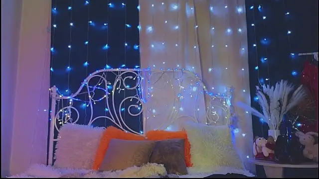 Snapshot of Funny_Bunny chatting on March 2025 02:50:01 AM Funny Bunny online show from March 2025 02:50:01 AM