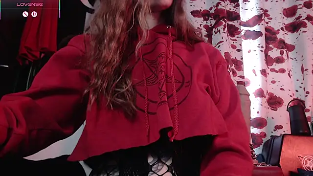 Silentmary online show from November 2025 04:18:02 PM