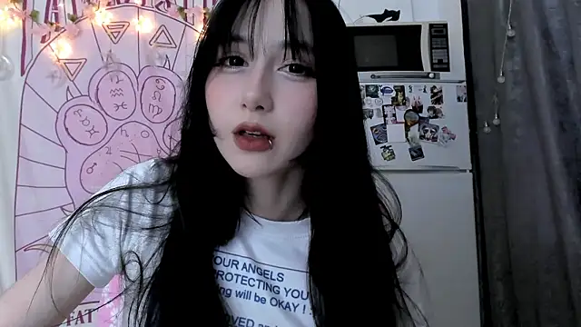 Snapshot of Holy420lolii chatting on March 2026 03:29:01 PM Holy420lolii online show from March 2026 03:29:01 PM