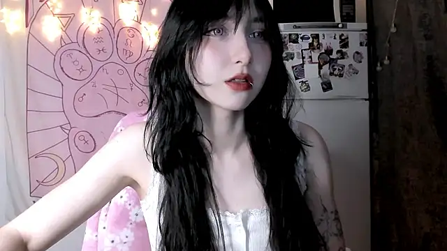 Snapshot of Holy420lolii chatting on March 2026 04:57:02 PM Holy420lolii online show from March 2026 04:57:02 PM