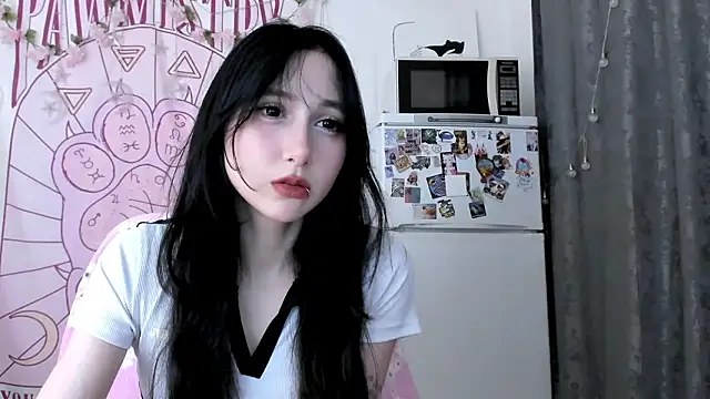 Snapshot of Holy420lolii chatting on March 2026 06:00:01 PM Holy420lolii online show from March 2026 06:00:01 PM