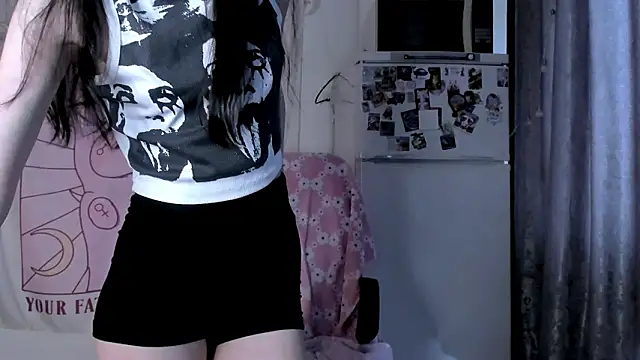 Snapshot of Holy420lolii chatting on March 2026 02:05:02 PM Holy420lolii online show from March 2026 02:05:02 PM