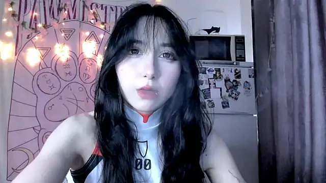 Snapshot of Holy420lolii chatting on April 2026 03:20:02 PM Holy420lolii online show from April 2026 03:20:02 PM