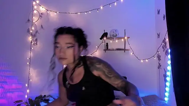 Eva Lee  online show from March 2025 07:25:02 AM