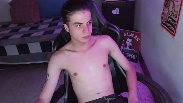 Elastic Fantasy online show from April 2026 08:37:01 PM