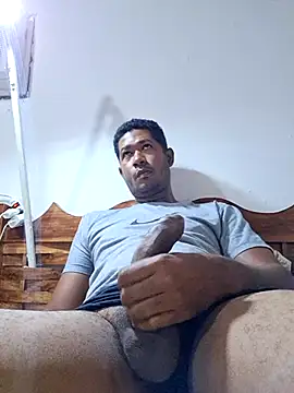 EduardoMoreno online show from November 2025 11:43:02 AM