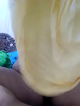 Snapshot of chubby_wife chatting on February 2025 03:40:01 AM chubby wife online show from February 2025 03:40:01 AM