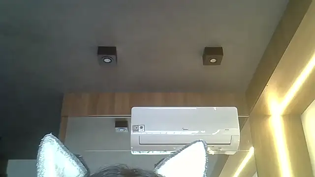 Snapshot of Skinny-Kitten chatting on October 2025 04:51:01 PM Skinny-Kitten online show from October 2025 04:51:01 PM