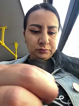 Snapshot of Abril_Luv chatting on February 2025 12:02:02 PM Abril Luv online show from February 2025 12:02:02 PM