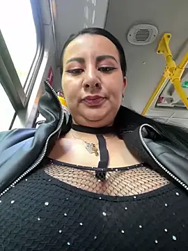 Snapshot of Abril_Luv chatting on February 2025 12:31:01 PM Abril Luv online show from February 2025 12:31:01 PM