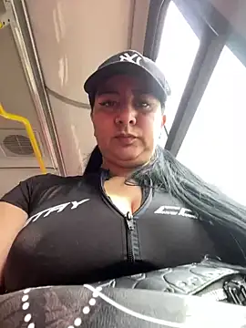 Snapshot of Abril_Luv chatting on March 2025 07:26:02 PM Abril Luv online show from March 2025 07:26:02 PM