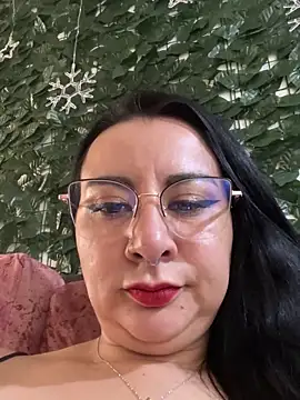 Snapshot of Abril_Luv chatting on March 2025 03:23:02 PM Abril Luv online show from March 2025 03:23:02 PM