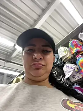 Snapshot of Abril_Luv chatting on March 2025 04:43:02 PM Abril Luv online show from March 2025 04:43:02 PM