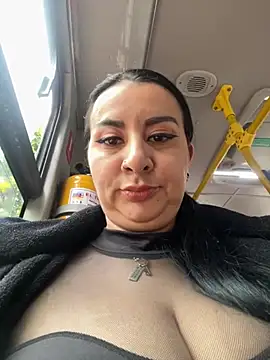 Snapshot of Abril_Luv chatting on March 2025 12:06:02 PM Abril Luv online show from March 2025 12:06:02 PM