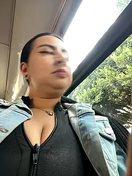 Snapshot of Abril_Luv chatting on September 2025 12:07:02 PM Abril Luv online show from September 2025 12:07:02 PM