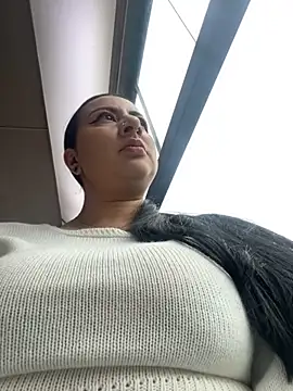 Snapshot of Abril_Luv chatting on September 2025 12:07:01 PM Abril Luv online show from September 2025 12:07:01 PM