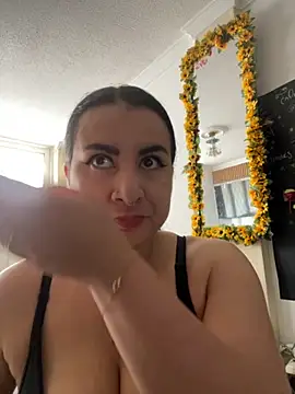 Snapshot of Abril_Luv chatting on October 2025 12:50:02 PM Abril Luv online show from October 2025 12:50:02 PM