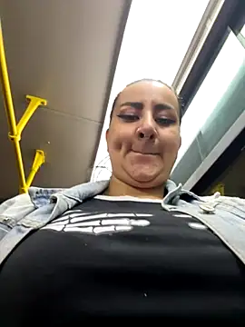 Snapshot of Abril_Luv chatting on October 2025 12:08:02 AM Abril Luv online show from October 2025 12:08:02 AM