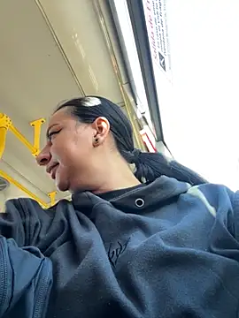 Snapshot of Abril_Luv chatting on November 2025 12:15:02 PM Abril Luv online show from November 2025 12:15:02 PM