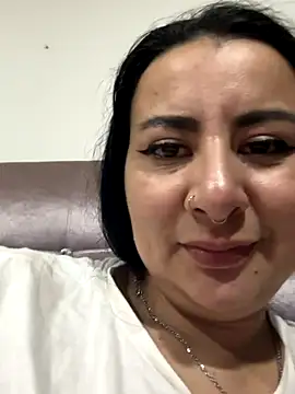 Snapshot of Abril_Luv chatting on November 2025 01:16:01 AM Abril Luv online show from November 2025 01:16:01 AM