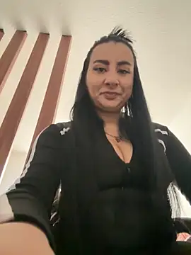 Snapshot of Abril_Luv chatting on November 2025 01:22:01 PM Abril Luv online show from November 2025 01:22:01 PM