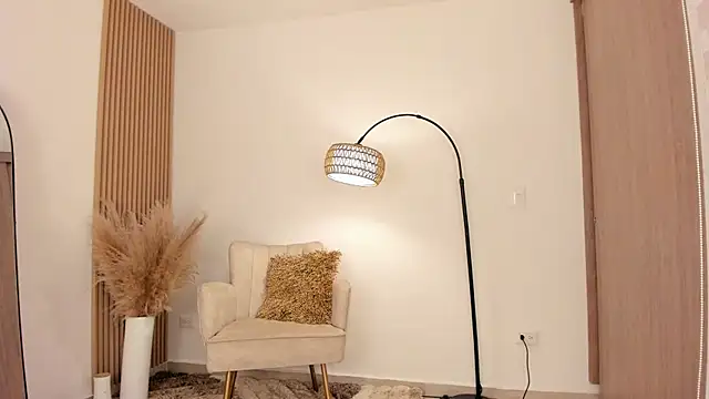 Snapshot of wandathompson_ chatting on October 2025 11:03:01 AM wandathompson online show from October 2025 11:03:01 AM