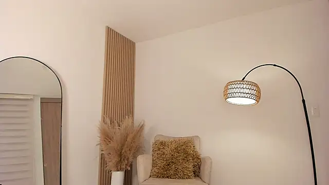 Snapshot of wandathompson_ chatting on December 2025 11:04:01 AM wandathompson online show from December 2025 11:04:01 AM