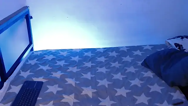 Snapshot of VampGirl1 chatting on January 2026 12:07:02 PM VampGirl1 online show from January 2026 12:07:02 PM