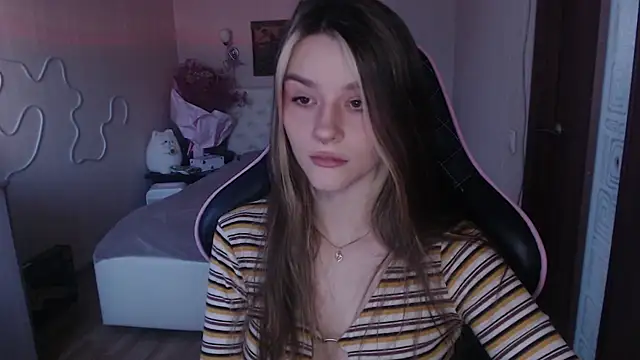 Snapshot of jeann_elsaa chatting on March 2025 03:47:01 AM jeann elsaa online show from March 2025 03:47:01 AM