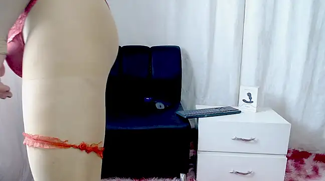 Snapshot of Astrid__V_ chatting on February 2025 04:05:01 PM Astrid V online show from February 2025 04:05:01 PM