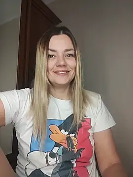 KrissSexi online show from November 2025 04:45:02 AM