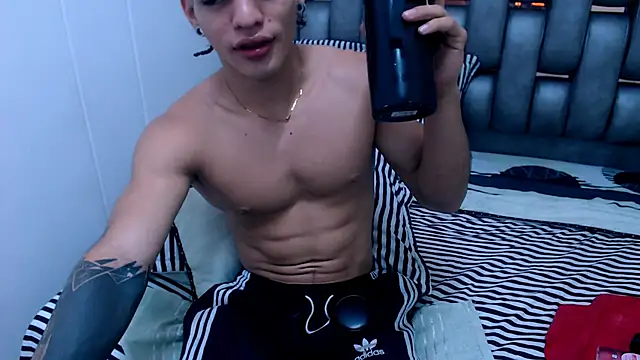 AlbertBernal69 online show from January 2025 04:20:01 AM