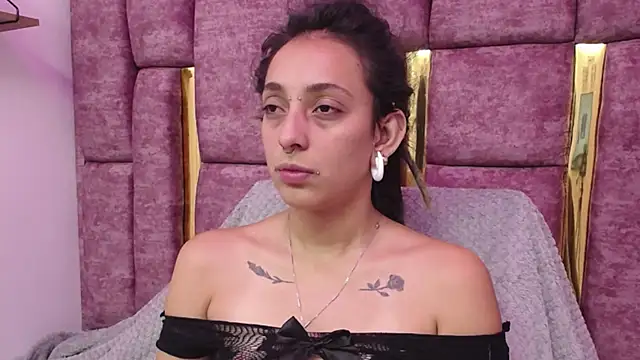 Snapshot of ORIANNA_BODMOD chatting on February 2025 05:44:02 AM ORIANNA BODMOD online show from February 2025 05:44:02 AM