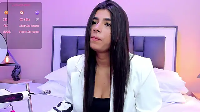 ZiaCalifa online show from September 2025 02:18:02 PM