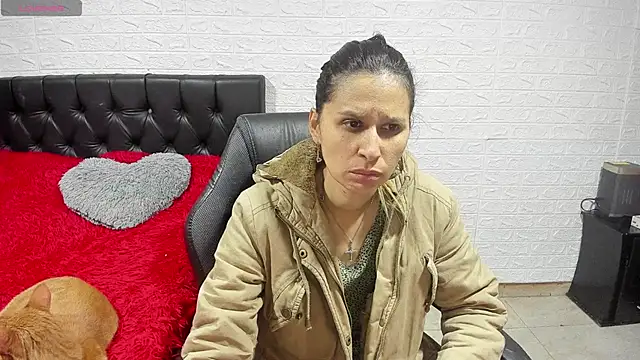 lauren ashlee online show from December 2024 05:33:01 PM