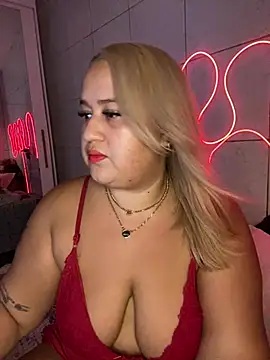 MinaBoss online show from March 2025 12:38:01 AM