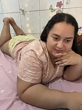 Snapshot of MinaBoss chatting on April 2026 01:38:02 AM MinaBoss online show from April 2026 01:38:02 AM